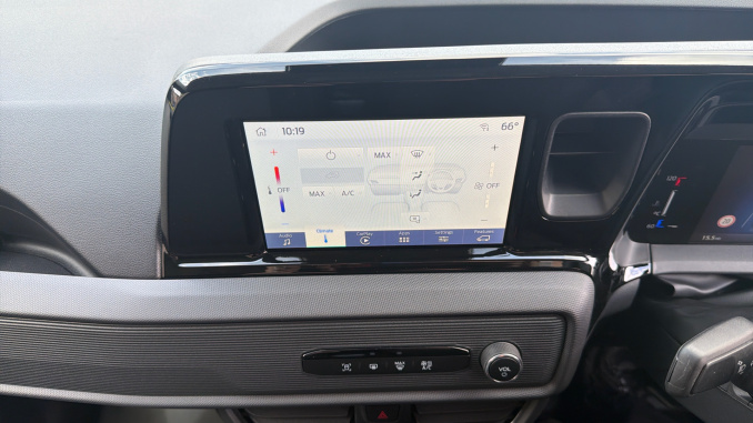 Ford Transit Courier Diesel 1.5 EcoBlue Trend Van - Image 38